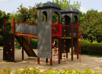 Продажа  торговой марки, ноу-хау, станков и материалов по производству детских площадок в Польше